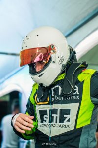 909dc7a3-9444-44e3-a891-af981ffc4f45